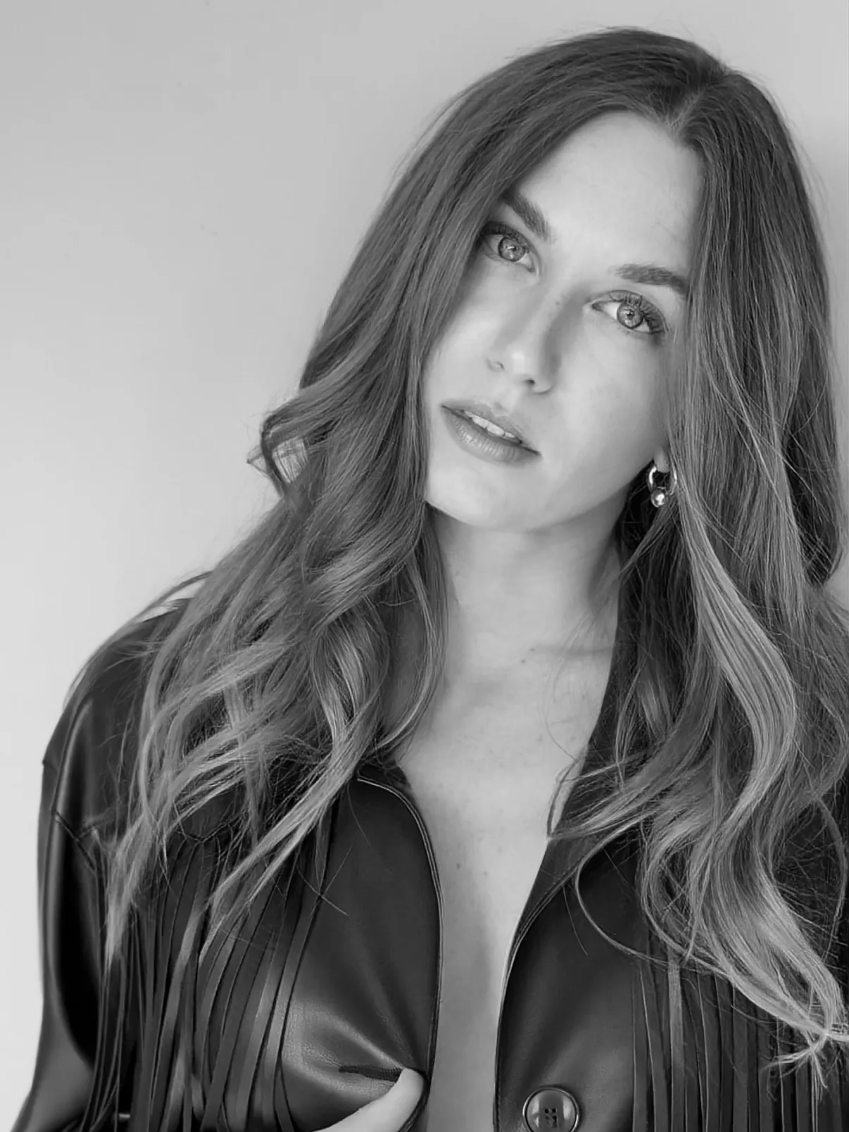Leonie Dubuc, black and white editorial portrait